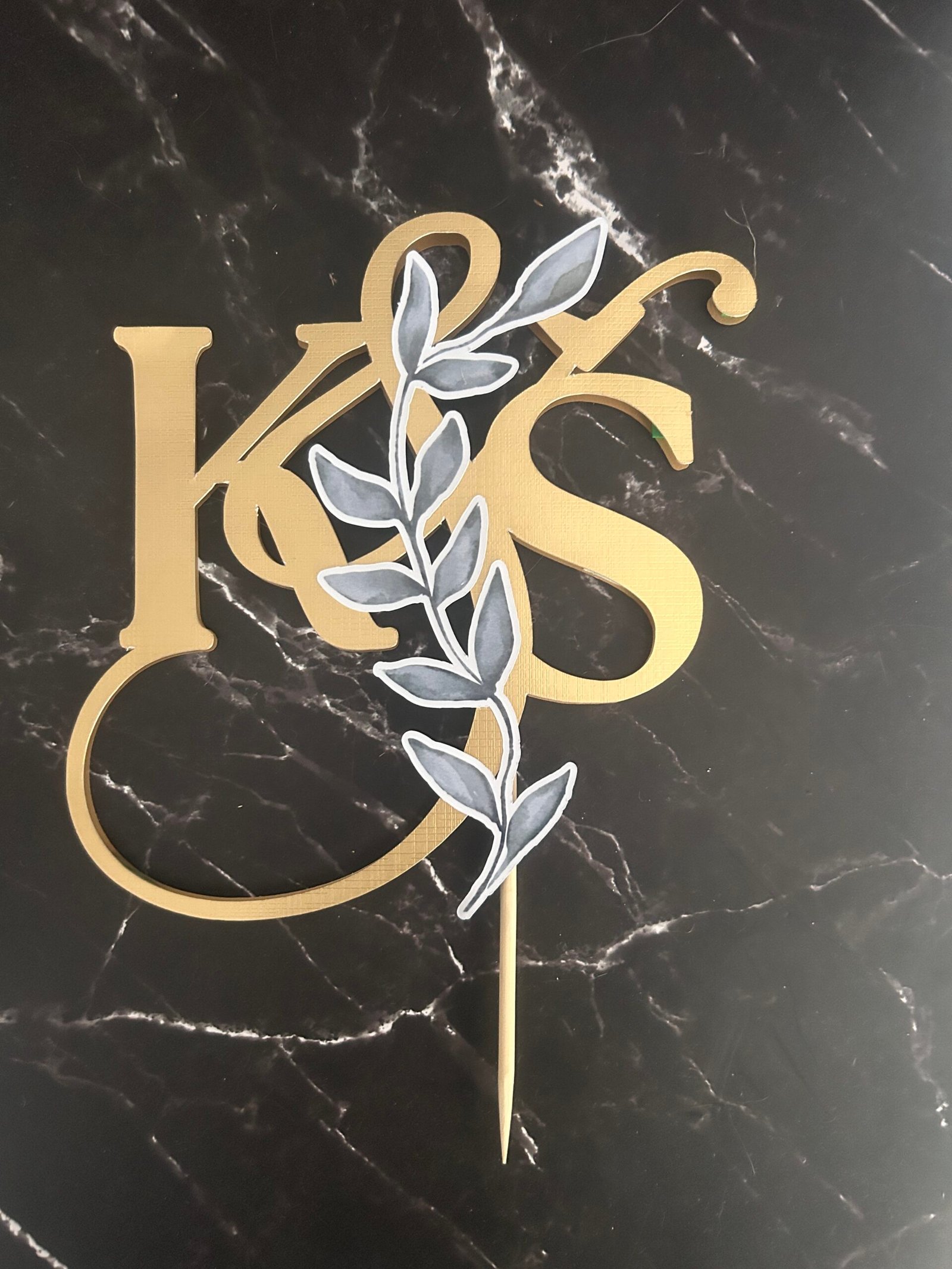 Personalizirani topper – natpis od kartona