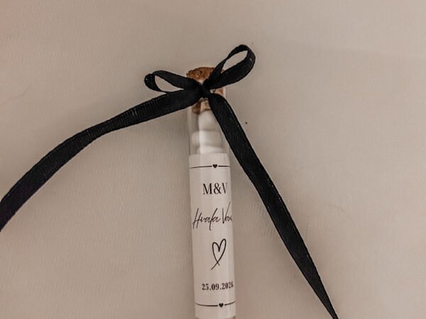 Personalizirana epruveta za goste