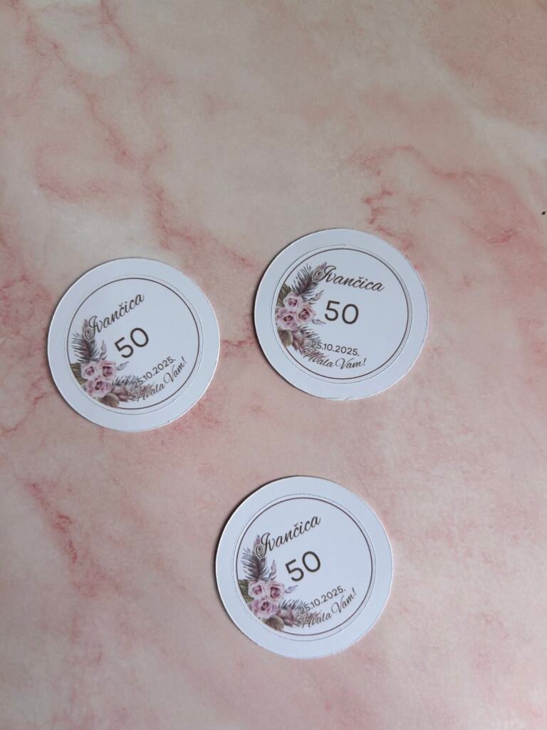 Personalizirane naljepnice sa sjajnim tiskom za detalje proslave